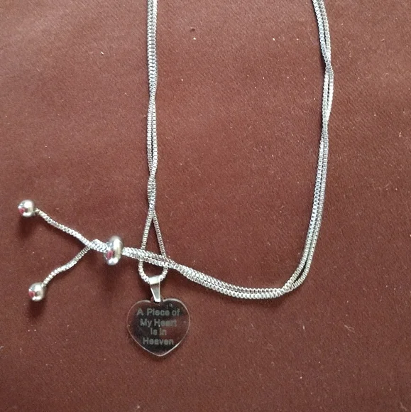"A piece of my heart is in heaven" Necklace - Picture 9 of 12